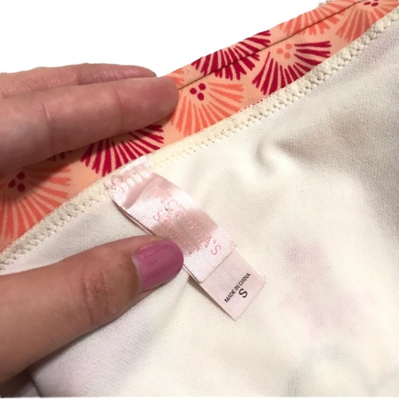 Victoria’s Secret Bikini Bottom Colorful Two Patterns with Florals Size S - Picture 4 of 4